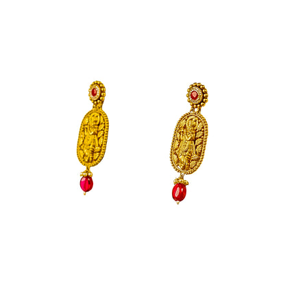 22K Antique Ruby Gold Earrings by Manuvel Malabar Jewellers, detail view 4