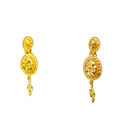 22K Kolkata Gold Drop Earrings by Manuvel Malabar Jewellers, detail view 3